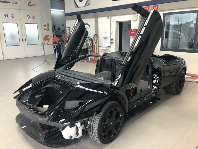 Lamborghini_12